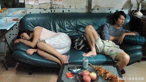 国产两女互相在线,两女主角激情演绎的在线情感传奇